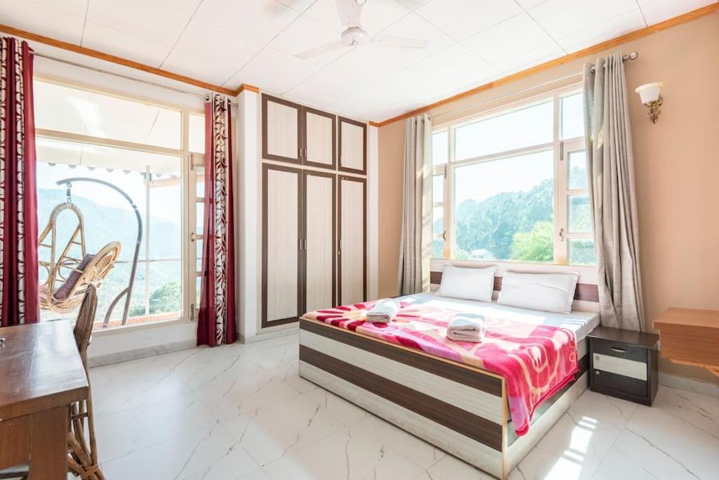Kasauli Edge Apt With Balcony Exterior foto