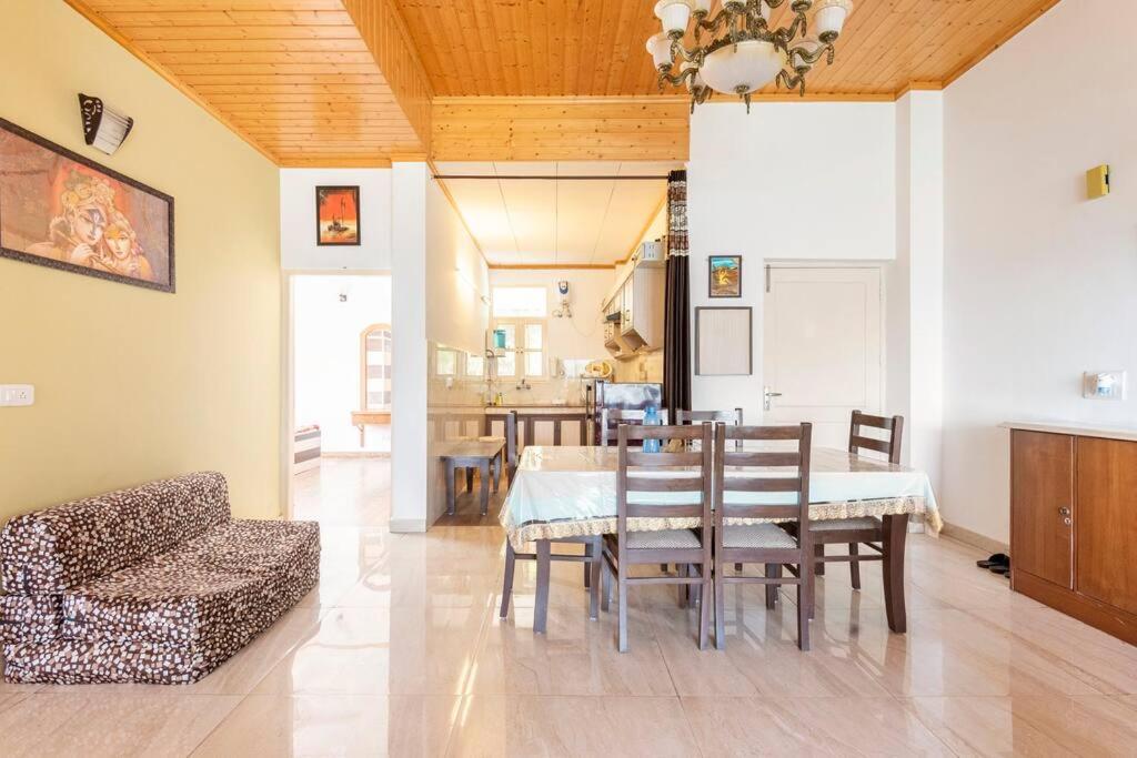 Kasauli Edge Apt With Balcony Exterior foto